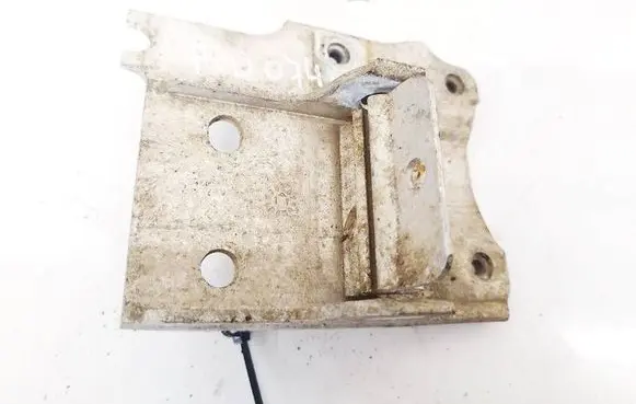 BMW 5 GT F07 Radiator mount bracket 718651409