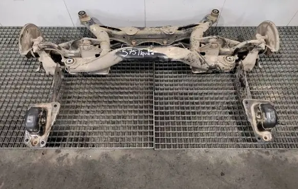Volkswagen Tiguan Rear axle beam 5QF505235F03 5QF505235F
