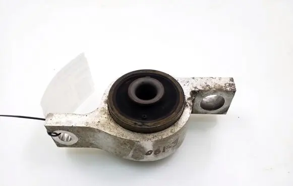 Lexus IS 220D-250-350 Front wishbone bush 4807653010