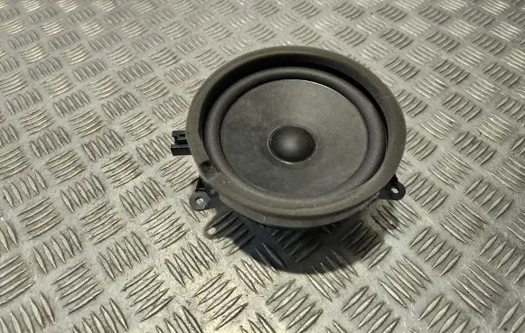 Volvo XC60 Subwoofer speaker 31456822