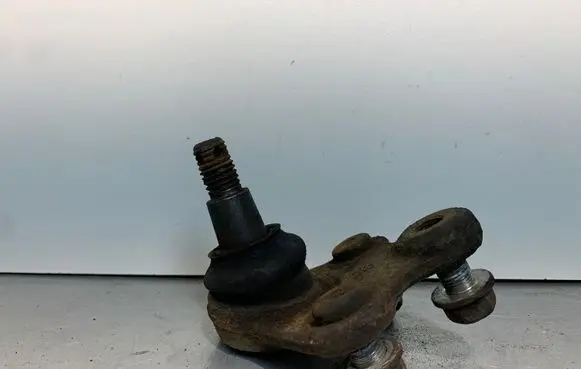 Honda CR-V Front ball joint 