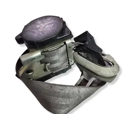 Volkswagen Golf IV Rear seatbelt 1J6857805B 560337900 0427062