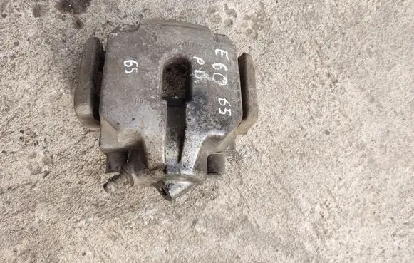 BMW 5 E60 E61 Front brake caliper 6024