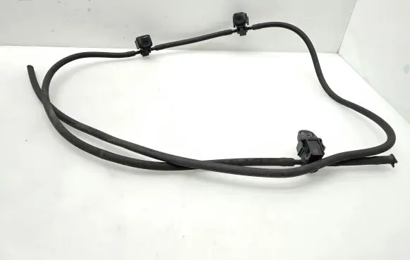 Windshield washer spray nozzle