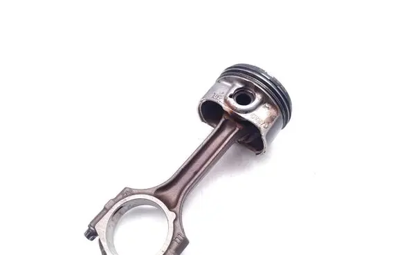 Opel Astra J Piston with connecting rod A14NEL