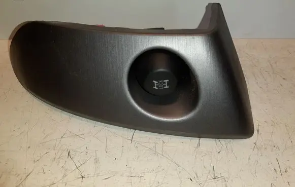 Toyota RAV 4 (XA30) Differential lock switch 