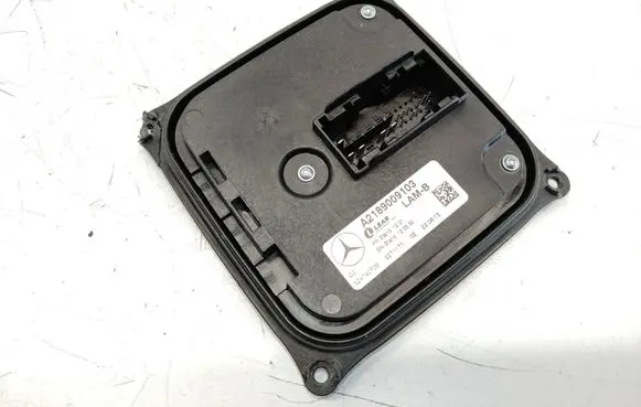 Mercedes-Benz B W246 W242 Headlight ballast module Xenon A2189009103 524742F03 2271177