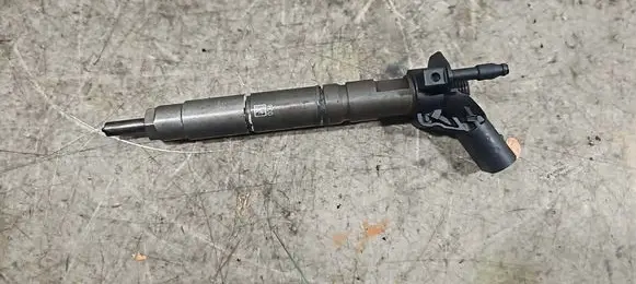 Mercedes-Benz E W211 Fuel injector A642070 0445115076