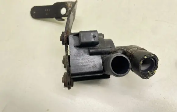 Audi A3 S3 A3 Sportback 8P Electric auxiliary coolant/water pump 5N0965561 12T00872382 701713080
