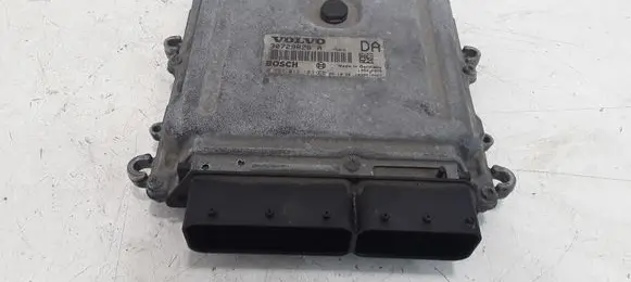 Volvo V70 Engine control unit/module 30729826
