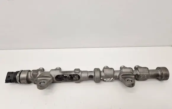 Opel Astra J Fuel main line pipe 0445214222 55573331 885080