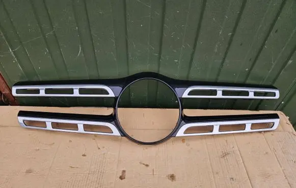 Mercedes-Benz GLS X167 ACC Distronic radar sensor grill/trim A1678881300