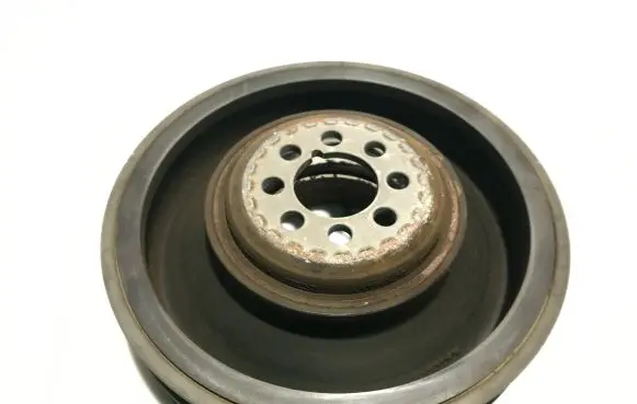 Audi A6 S6 C5 4B Crankshaft pulley 059105251M
