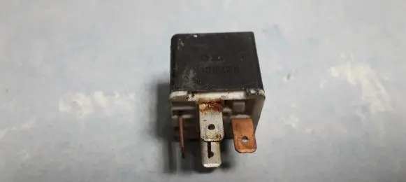 Volvo S70 V70 V70 XC Other relay 9130269