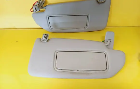 Volvo S60 Sun visor