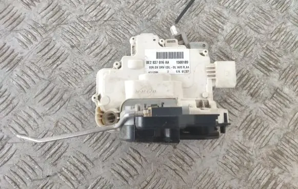 Audi A4 S4 B7 8E 8H Front door lock 8E2837016AA