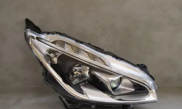 Peugeot 208 I Headlight/headlamp 9810805880 90048532