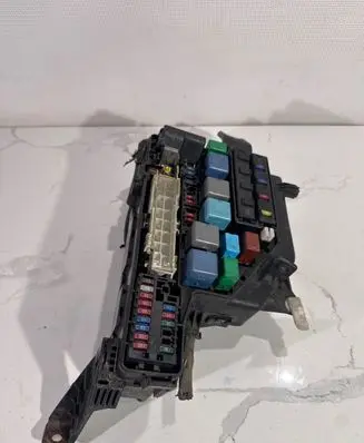 Toyota Prius (XW20) Fuse module