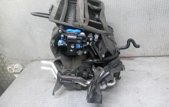 KIA Venga Interior heater climate box assembly 972001P250