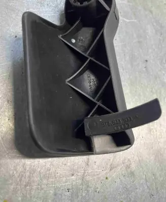 Audi A6 C7 Engine bonnet (hood) release handle 8t2823533
