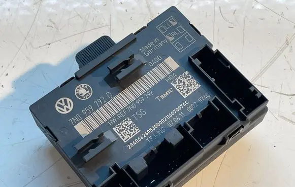Skoda Yeti (5L) Door control unit/module 7N0959792