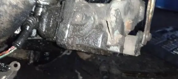 Volkswagen Touareg I Turbine electric control actuator 