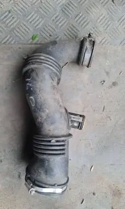 Peugeot Partner Air intake hose/pipe 9656953680