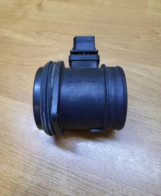 Volvo XC90 Mass air flow meter 0281006184 30631772