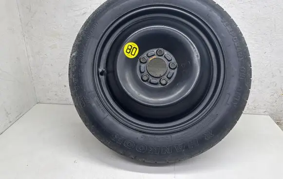 Ford Focus R16 spare wheel