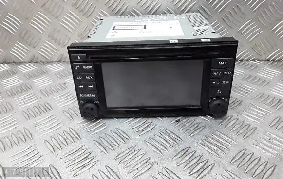 Nissan Pulsar Radio/CD/DVD/GPS head unit 7612033118