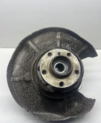 BMW 7 E65 E66 Rear wheel hub spindle/knuckle 33326763119