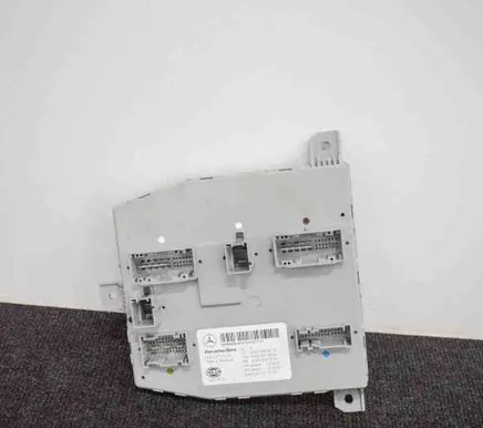 Mercedes-Benz C W205 Central body control module