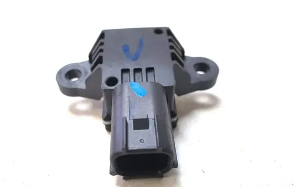 Hyundai Santa Fe Airbag deployment crash/impact sensor 95930S1000