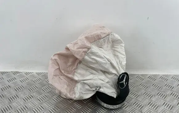 Mercedes-Benz C W205 Steering wheel airbag 0008608300 309557298162 VK162200400387