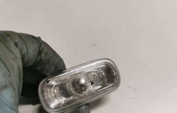 Audi A4 S4 B6 8E 8H Front fender indicator light 8E0949127
