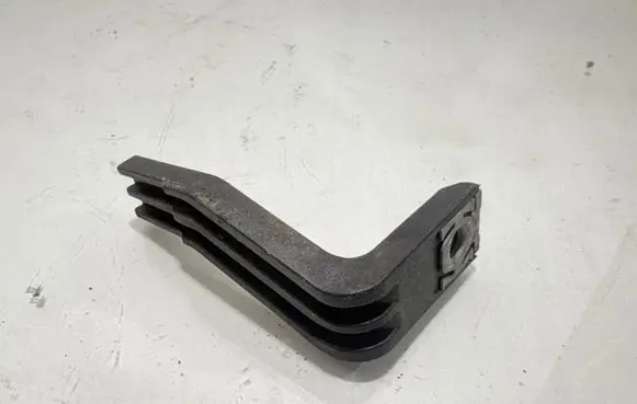 Audi A8 S8 D3 4E Headlight/headlamp mounting bracket 15813000