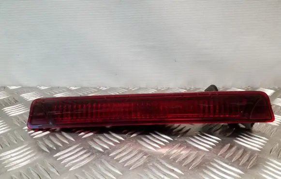 Honda FR-V Third/center stoplight 28622539