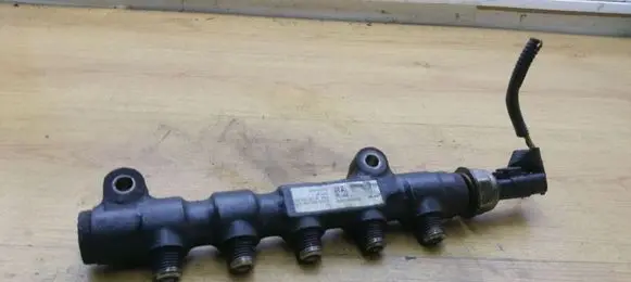 Volvo S40 Fuel main line pipe 9654592680 9655465480