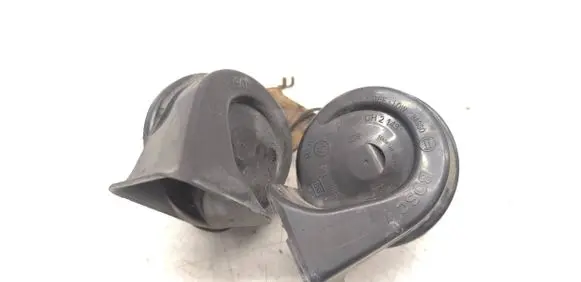 Citroen C4 I Horn signal 703881157