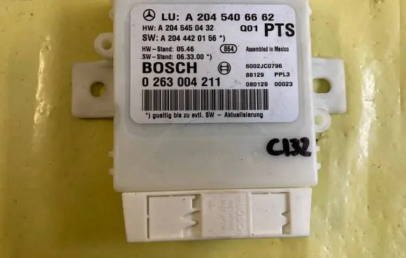 Mercedes-Benz C W204 Parking PDC control unit/module A2045406662