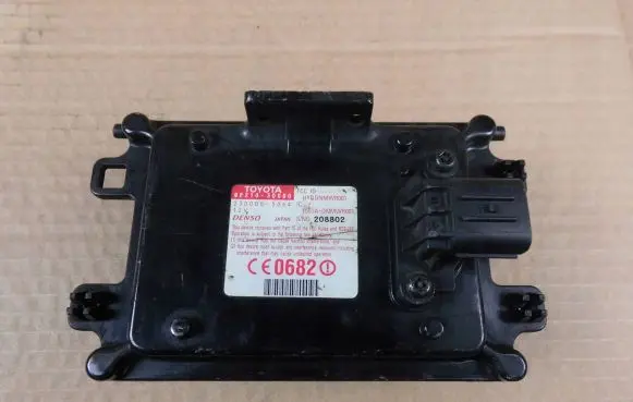 Lexus GS 300 350 430 450H Distronic sensor radar 8821030080
