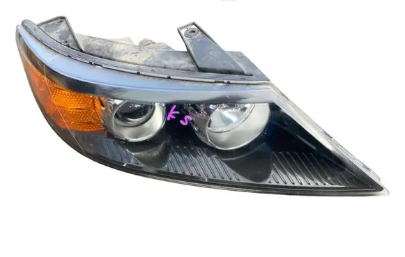 KIA Sorento Headlight/headlamp 921022PXXX