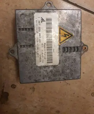 Mercedes-Benz S W220 Headlight ballast module Xenon 1307329087 5019 2285510600