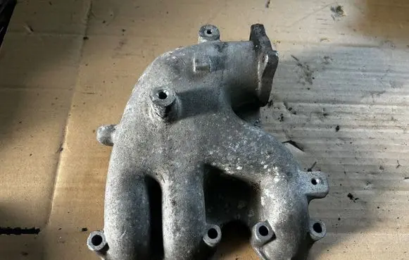 Volkswagen Polo Intake manifold 045129713F