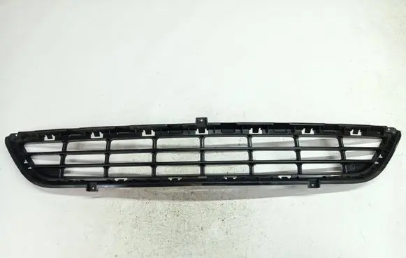 Opel Mokka Front bumper lower grill 95080698
