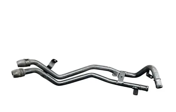 Volkswagen Touareg I Engine coolant pipe/hose 7L6121065AE