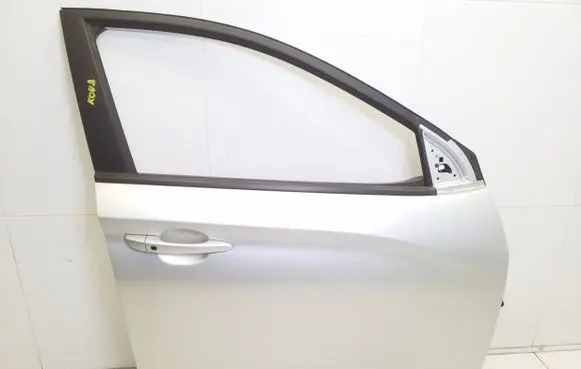 Hyundai Kona I Front door