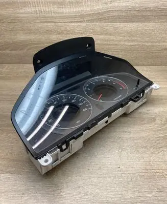 Volvo XC60 Speedometer (instrument cluster) 31270905AA 69399290U