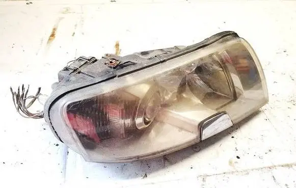 Skoda Superb B5 (3U) Headlight/headlamp 24675300 246753-00