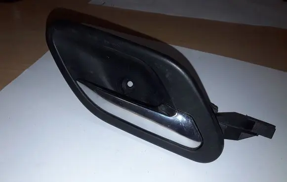 BMW 5 E39 Front door interior handle 8226050